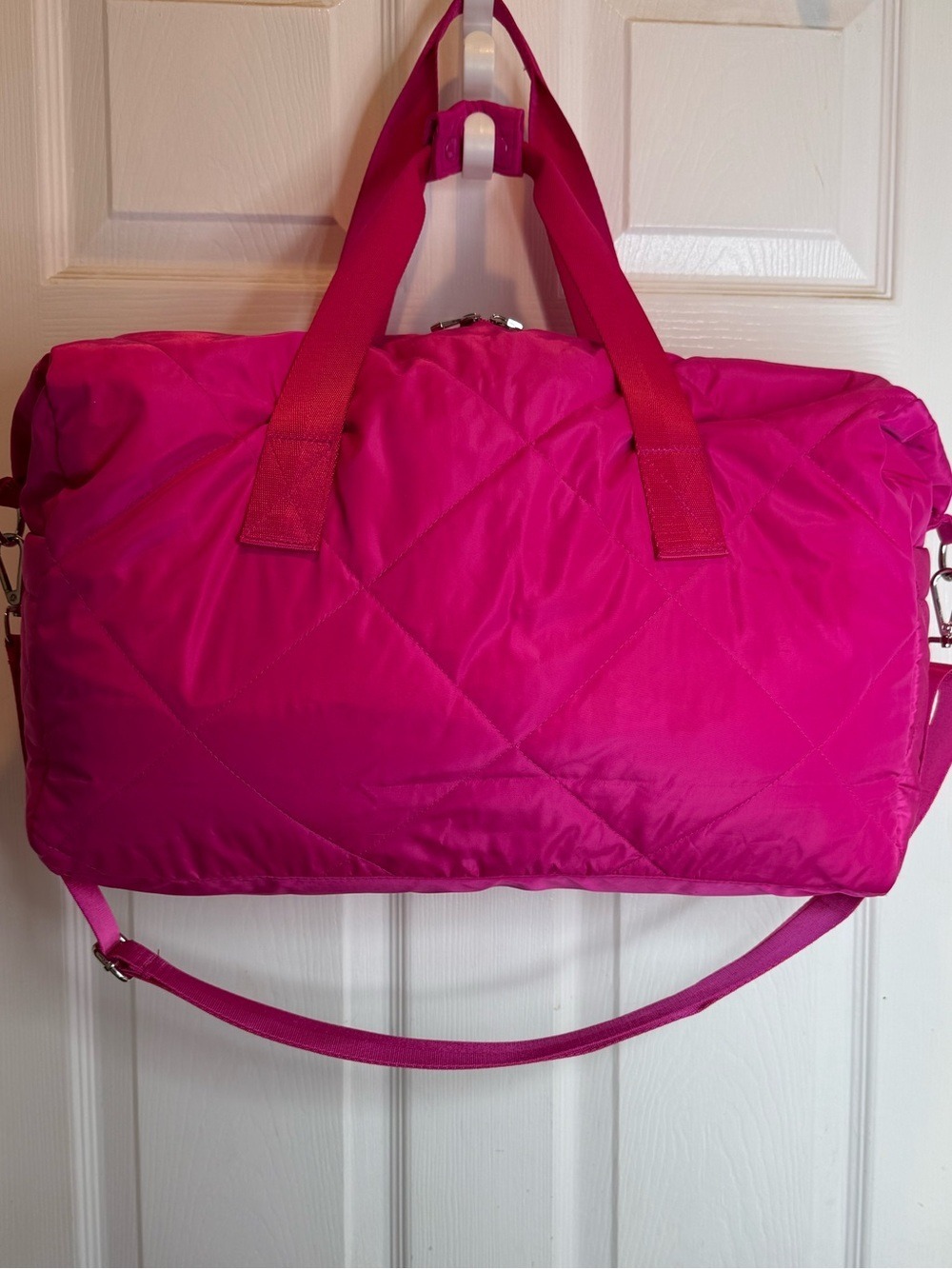 EMMA BONDELL HOT PINK QUILTED PUFFER DUFFEL BAG